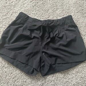 Lululemon Athletica Black Athletic Shorts Lightweight Relaxed Fit